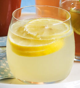 Lemonade ya rosemary