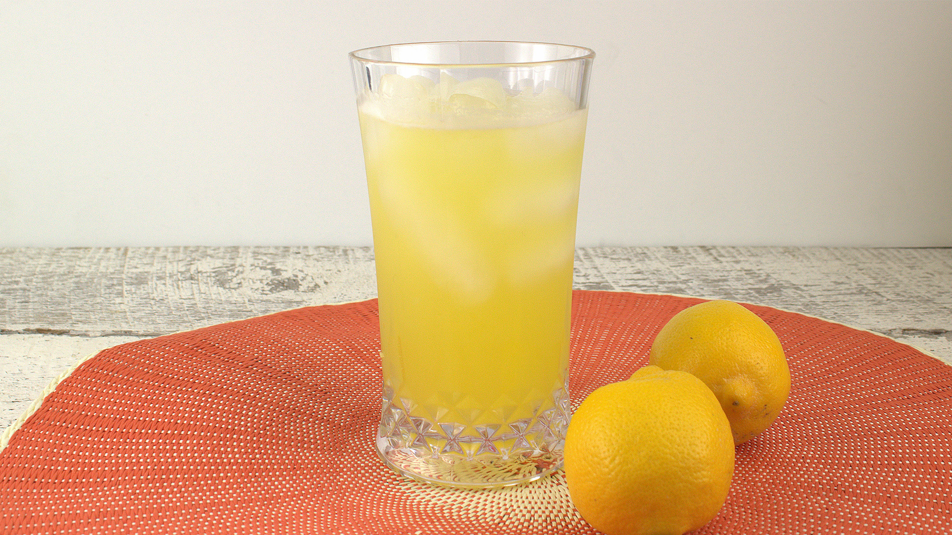 Lemonade ya nanasi | Jarida la Mapishi
