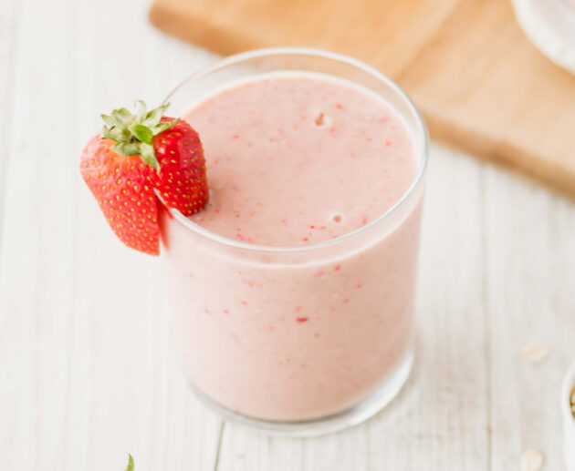 Smoothie ya tikiti na strawberry | Jarida la Mapishi