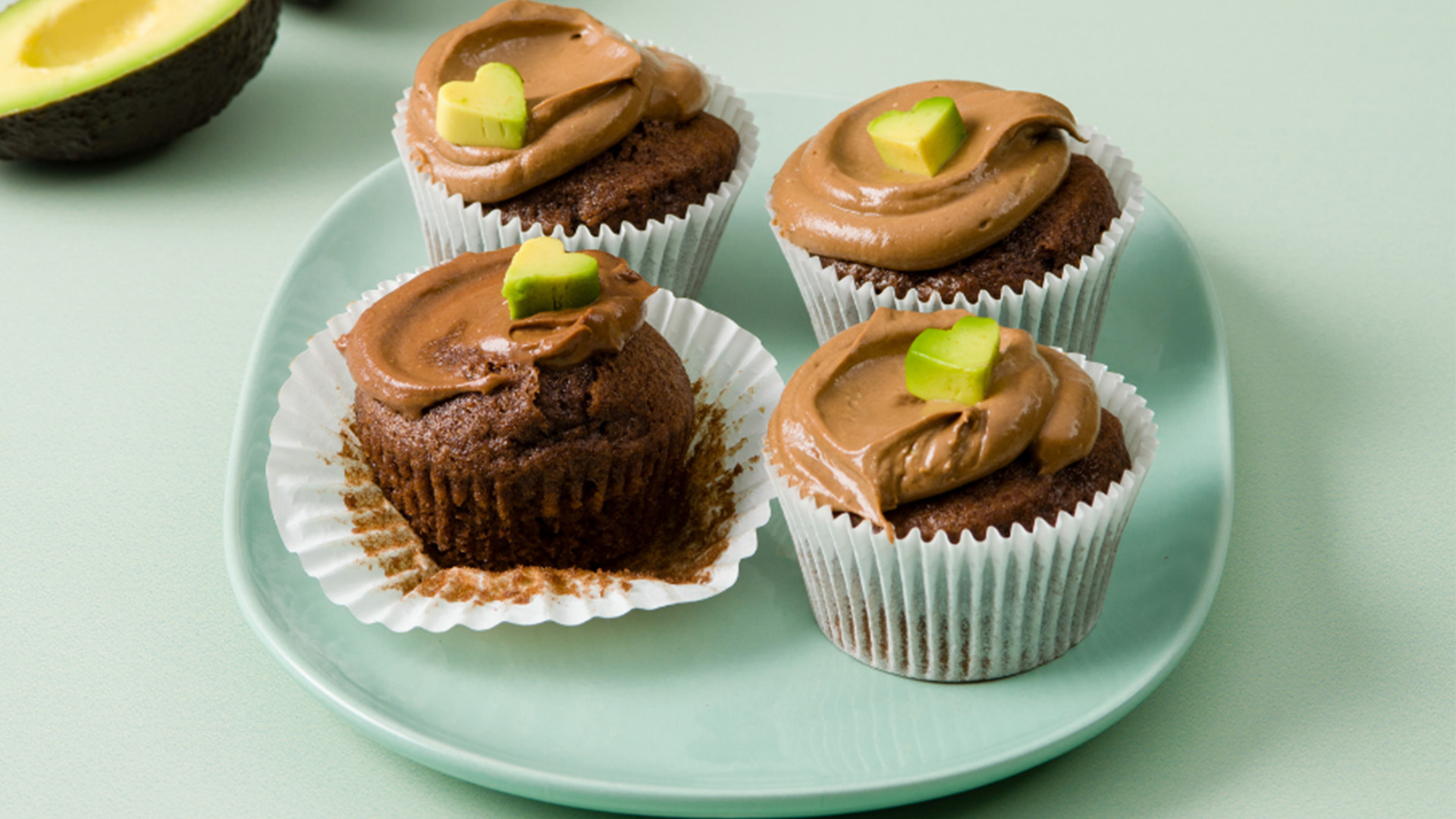 Cupcakes za parachichi na chocolate | Jarida la Mapishi