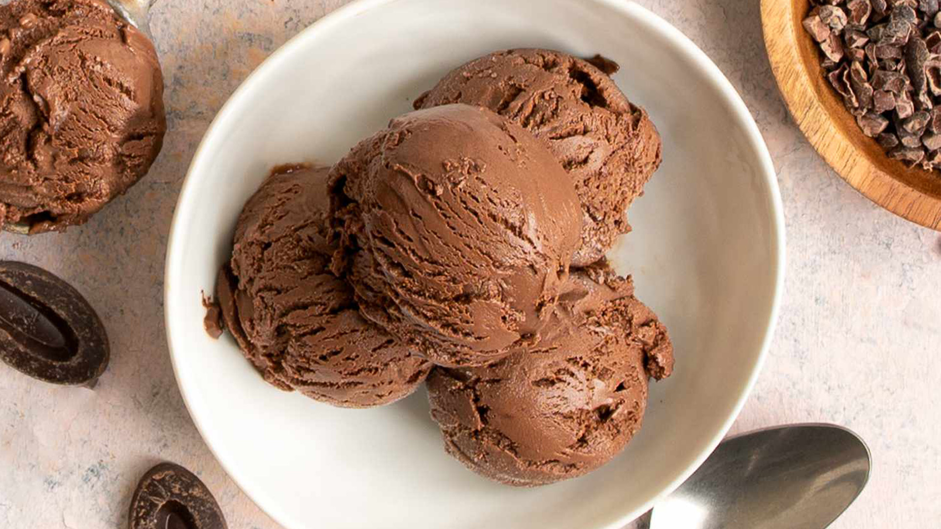 Ice cream ya chocolate | Jarida la Mapishi