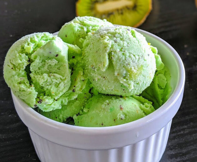 Ice cream ya kiwi | Jarida la Mapishi