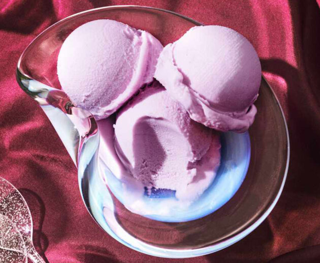 Ice cream ya lavender | Jarida la Mapishi