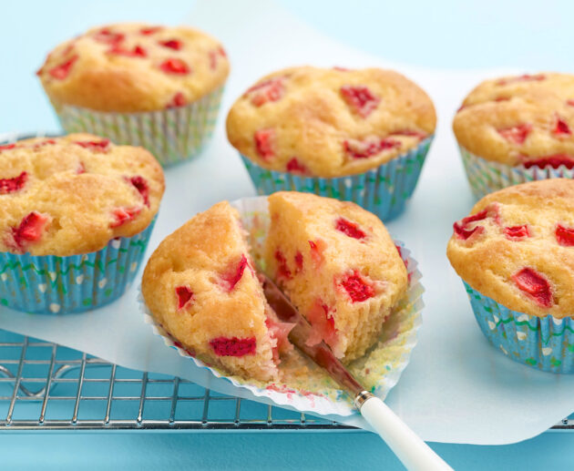 Muffins za strawberry | Jarida la Mapishi